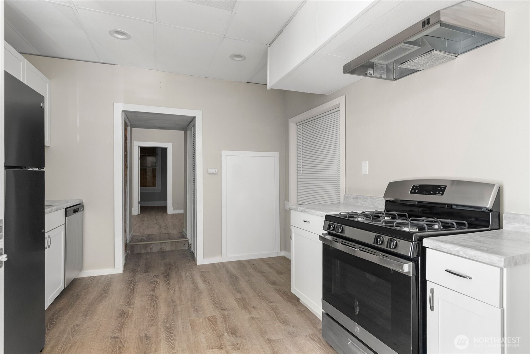6323 Kitsap Way , Bremerton, WA 98312