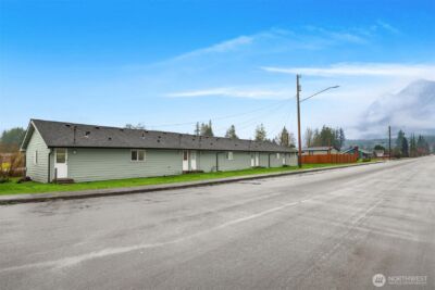 1015 Madison Avenue , Darrington, WA 98241 - Photo 12