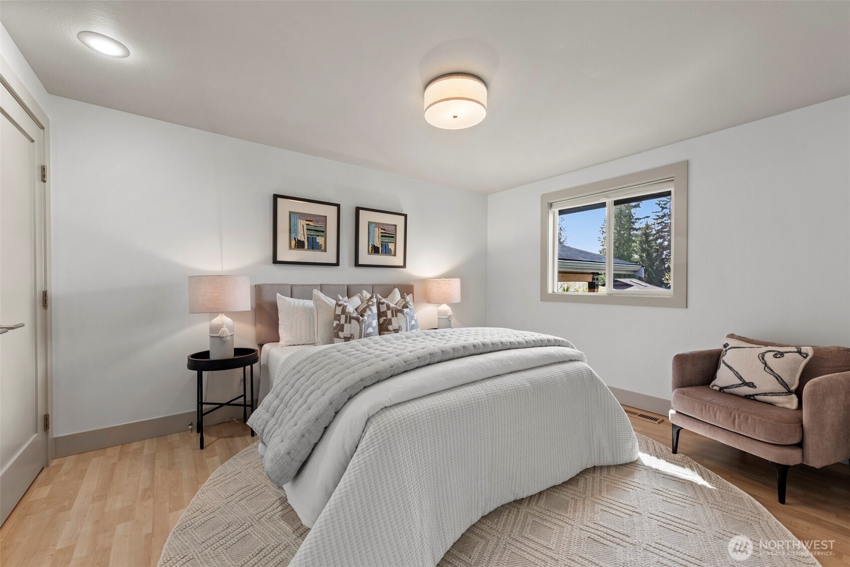 1465 185th Avenue NE, Bellevue, WA 98008