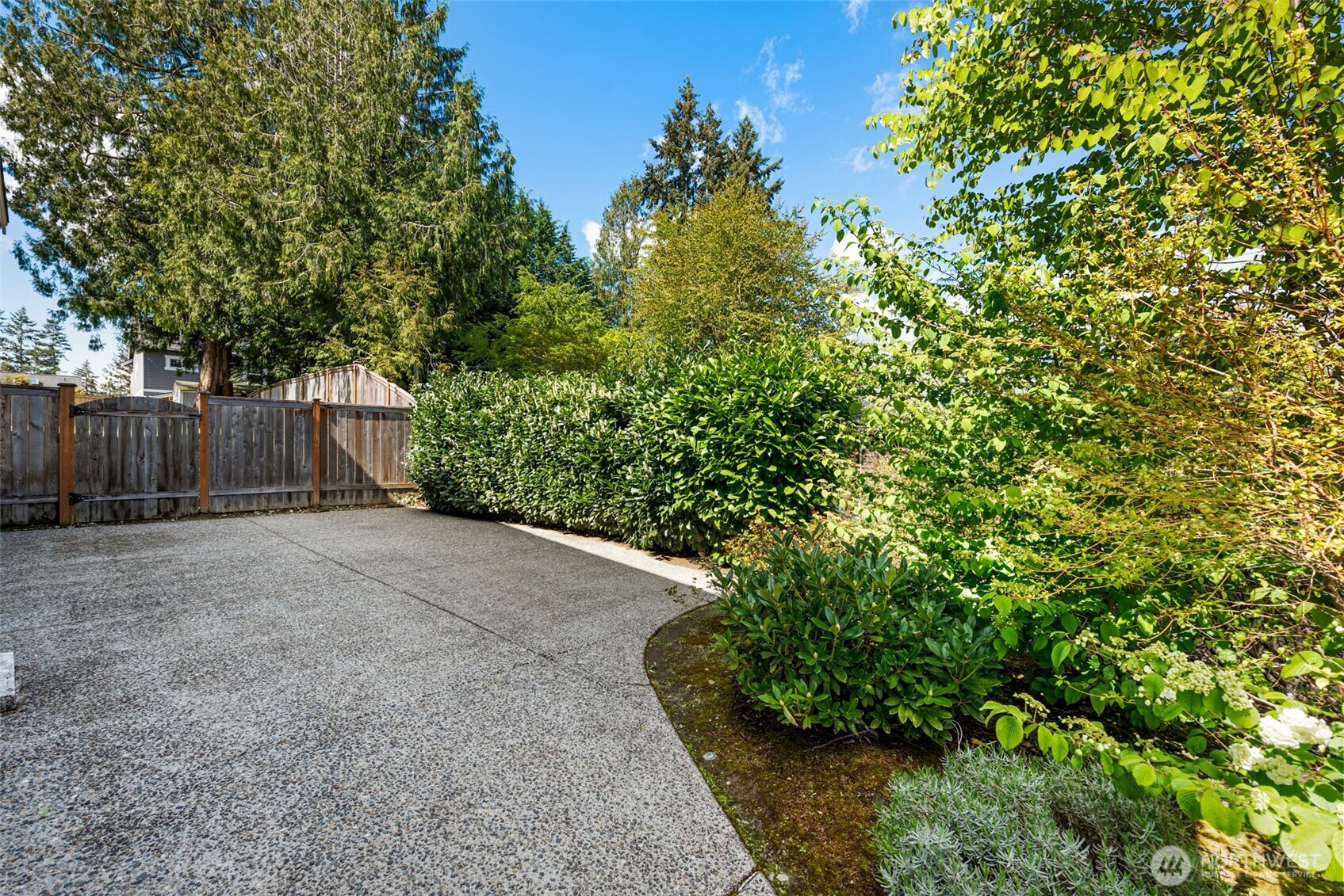 1465 185th Avenue NE, Bellevue, WA 98008