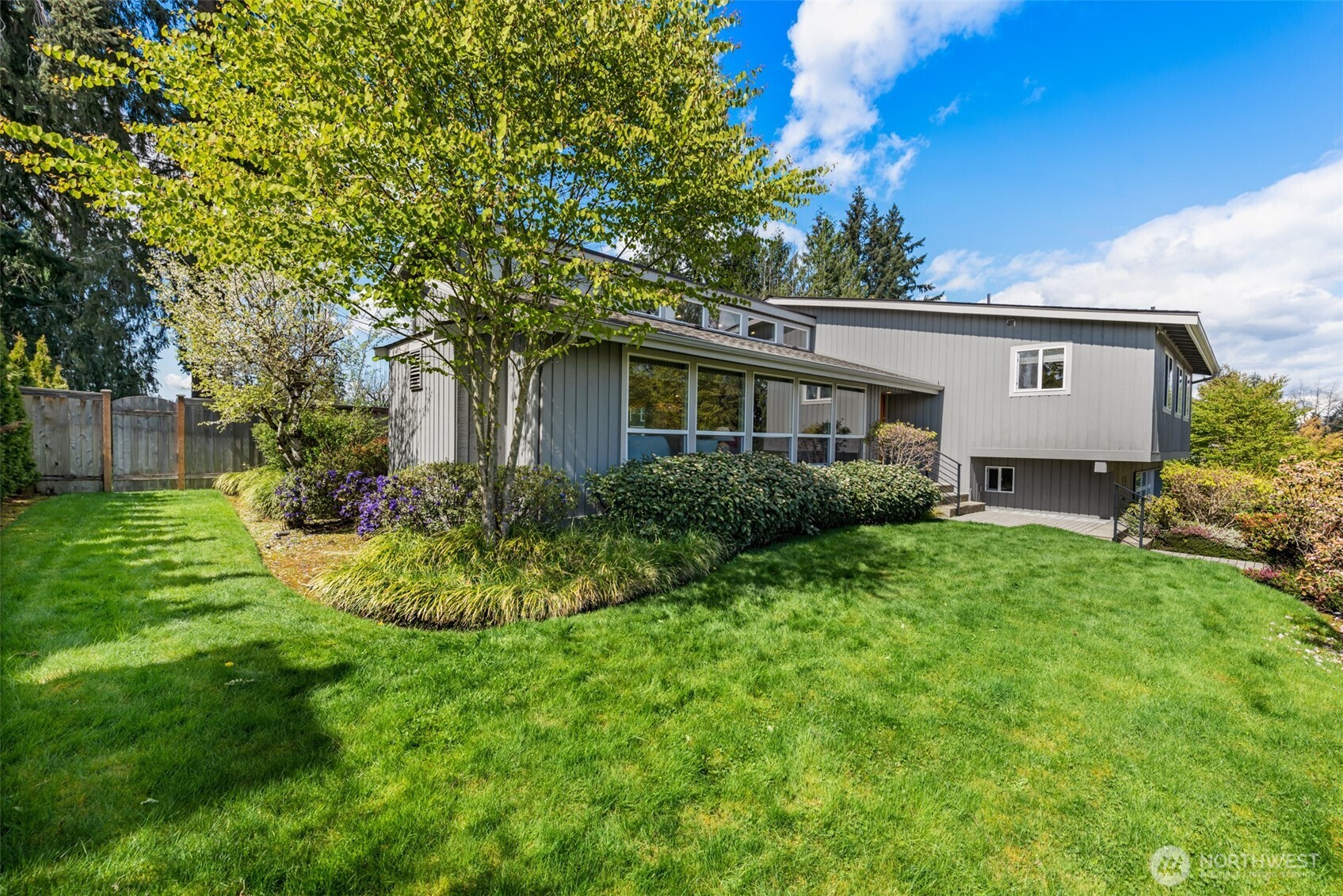 1465 185th Avenue NE, Bellevue, WA 98008