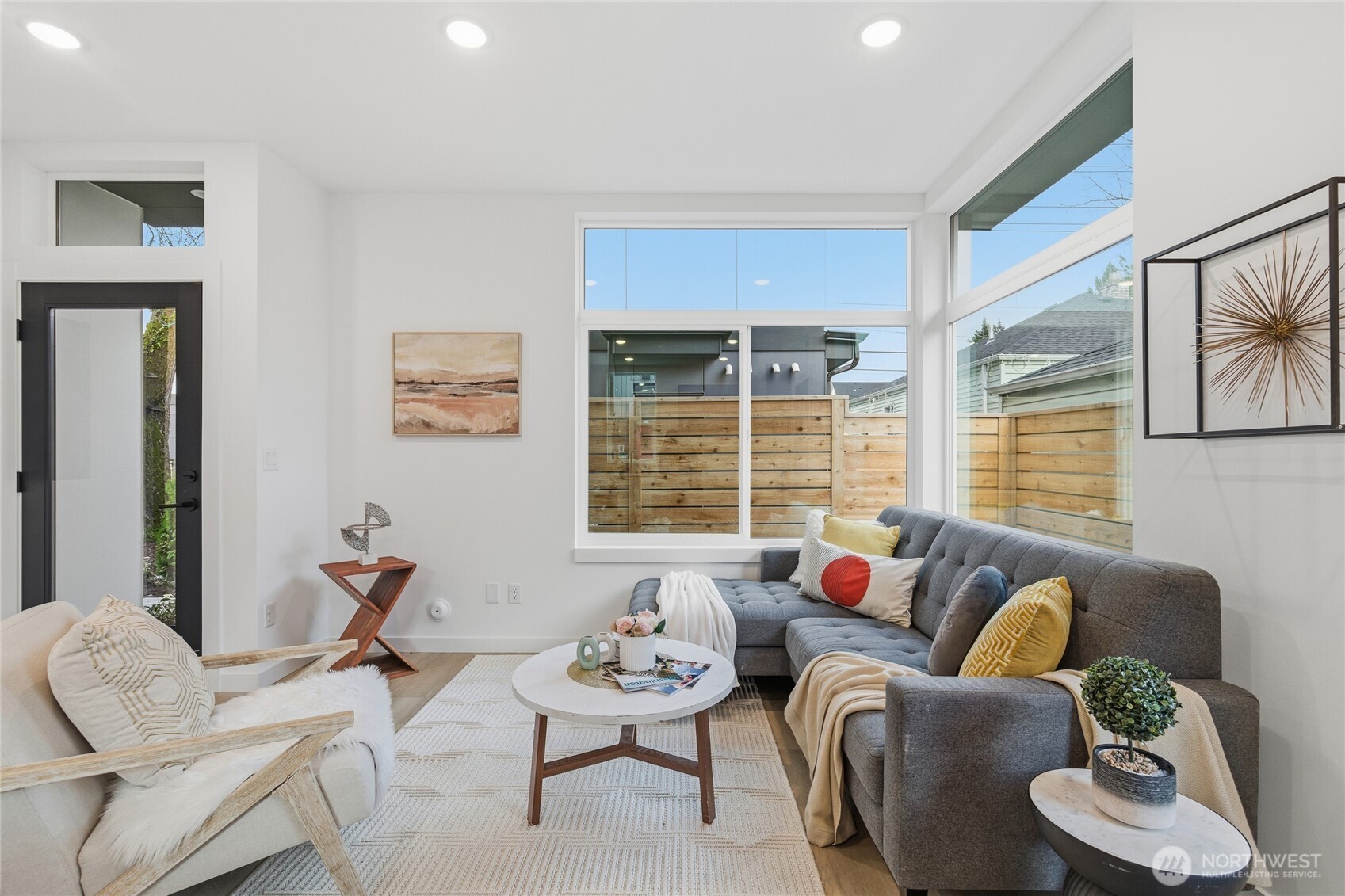 809 S Sullivan Street , Seattle, WA 98108