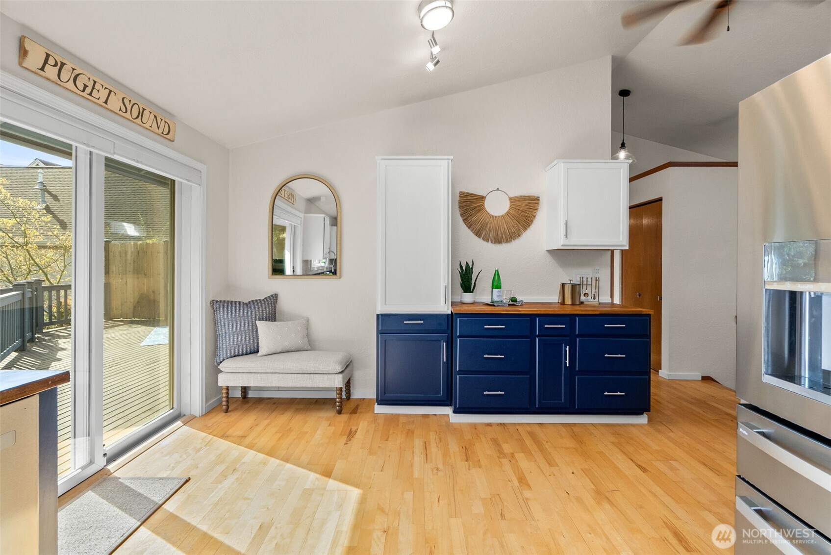2490 Rocky Point Road NW, Bremerton, WA 98312