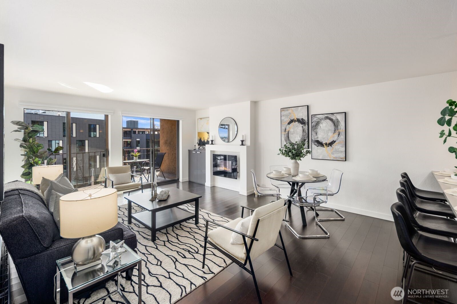 3905 4th Avenue NE #301, Seattle, WA 98105
