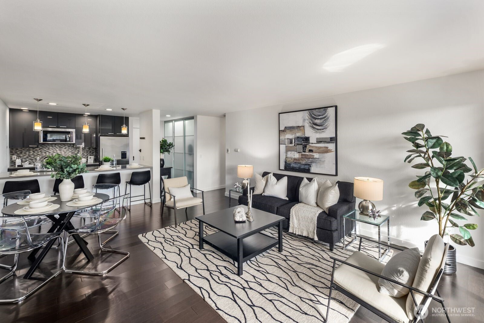 3905 4th Avenue NE #301, Seattle, WA 98105