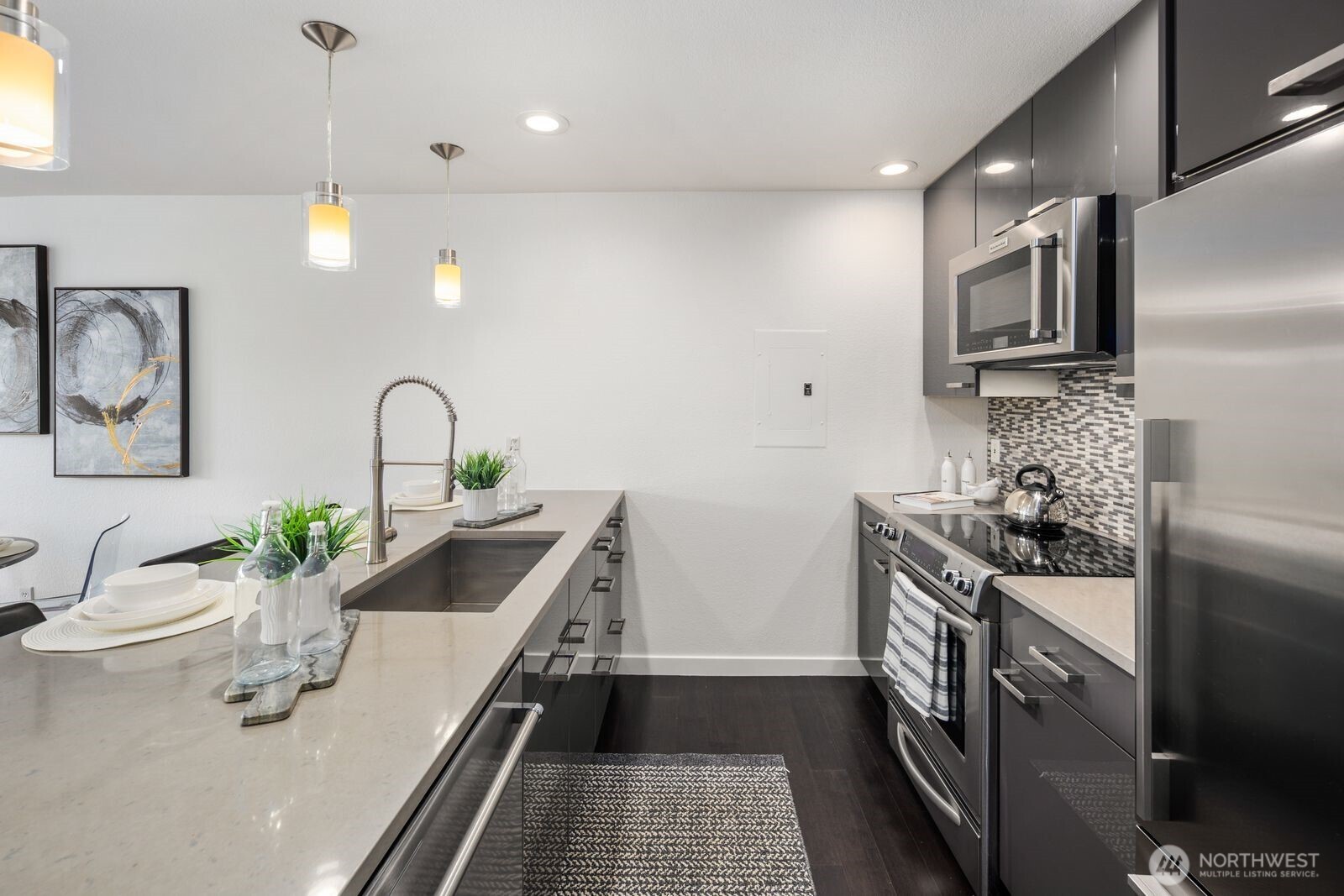 3905 4th Avenue NE #301, Seattle, WA 98105