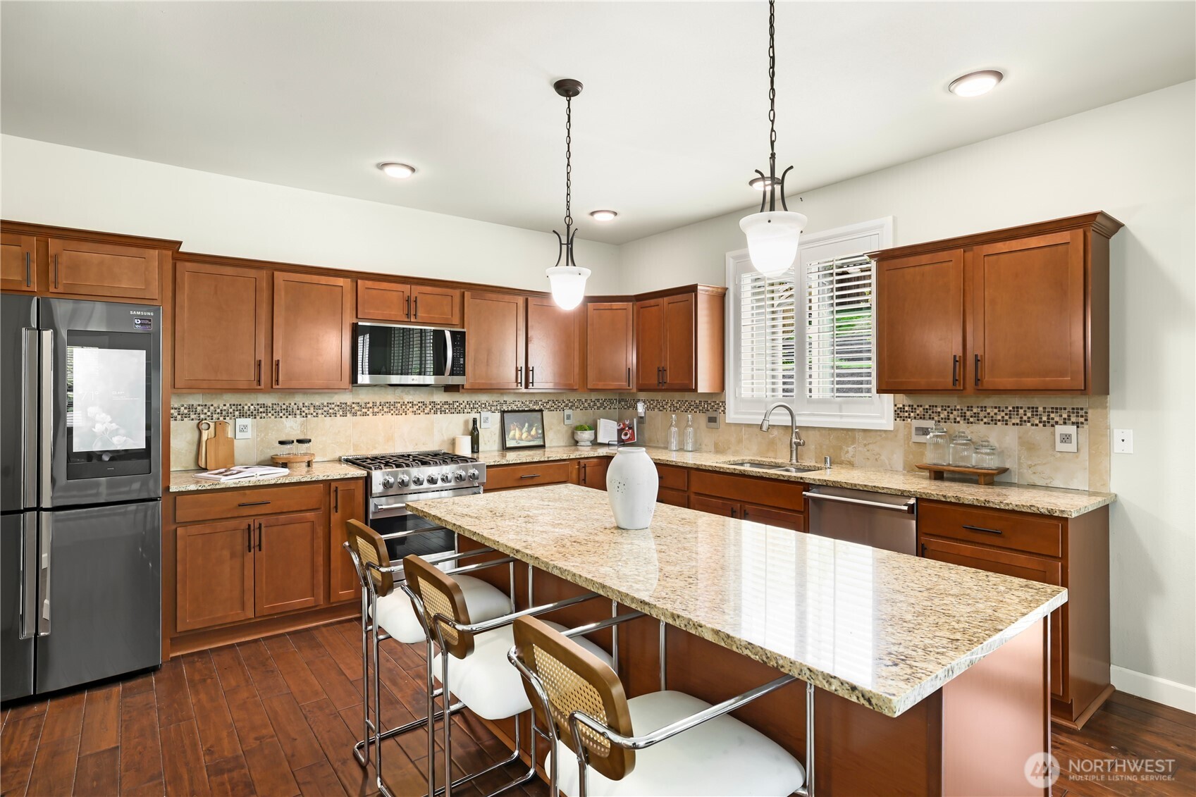 10828 99th Avenue Ct SW, Lakewood, WA 98498