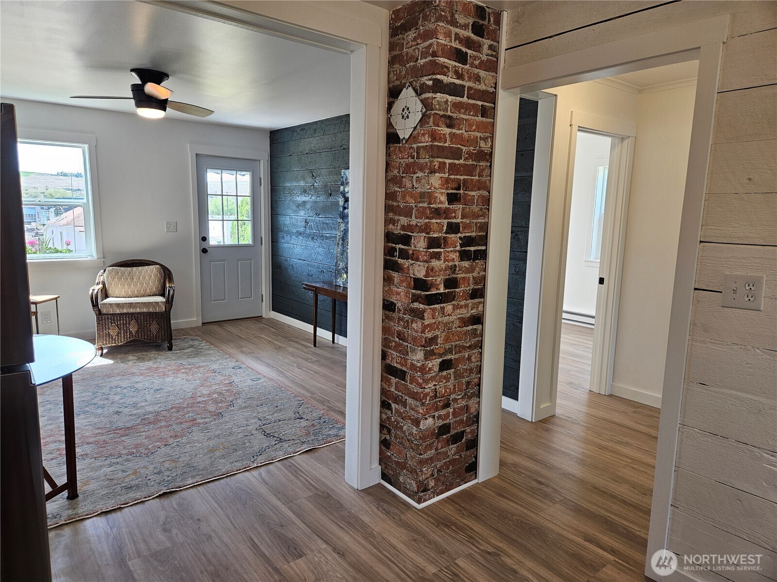 108 W 3rd Street , Lind, WA 99341