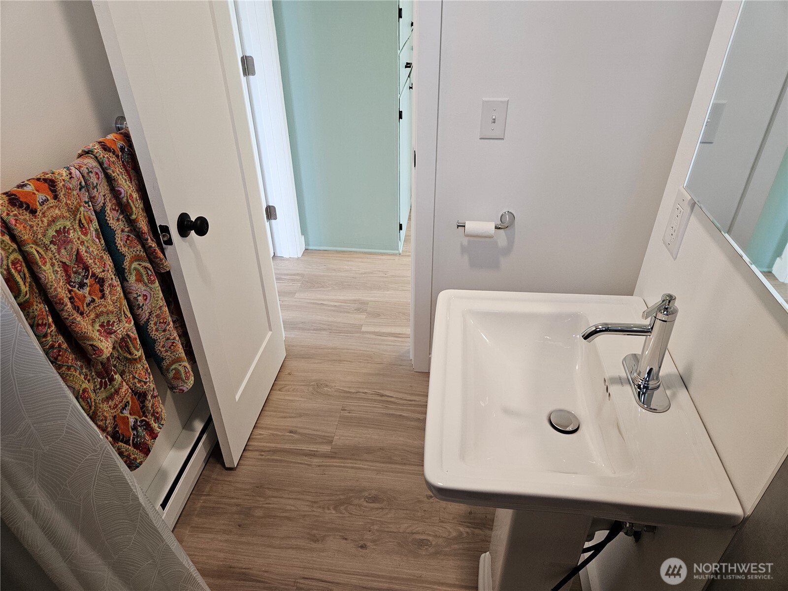 108 W 3rd Street , Lind, WA 99341