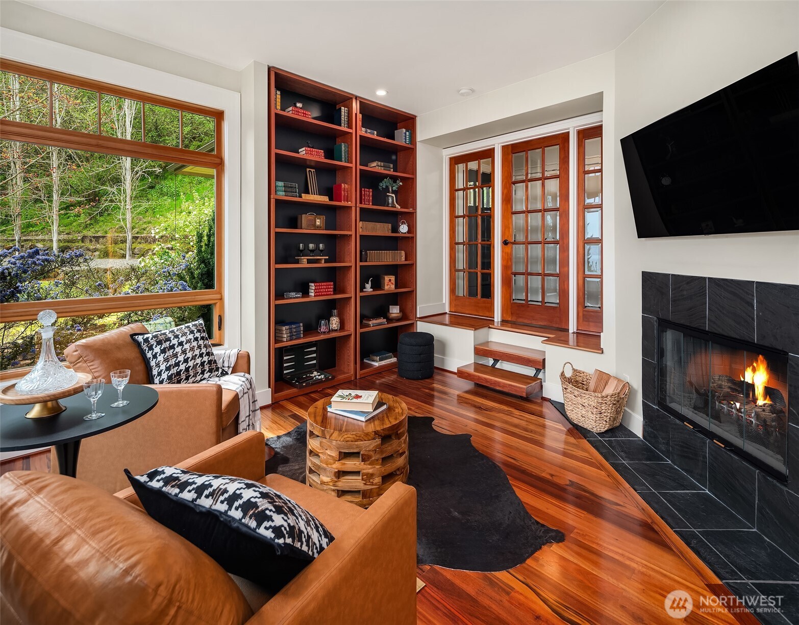 8302 SW Dilworth , Vashon, WA 98070