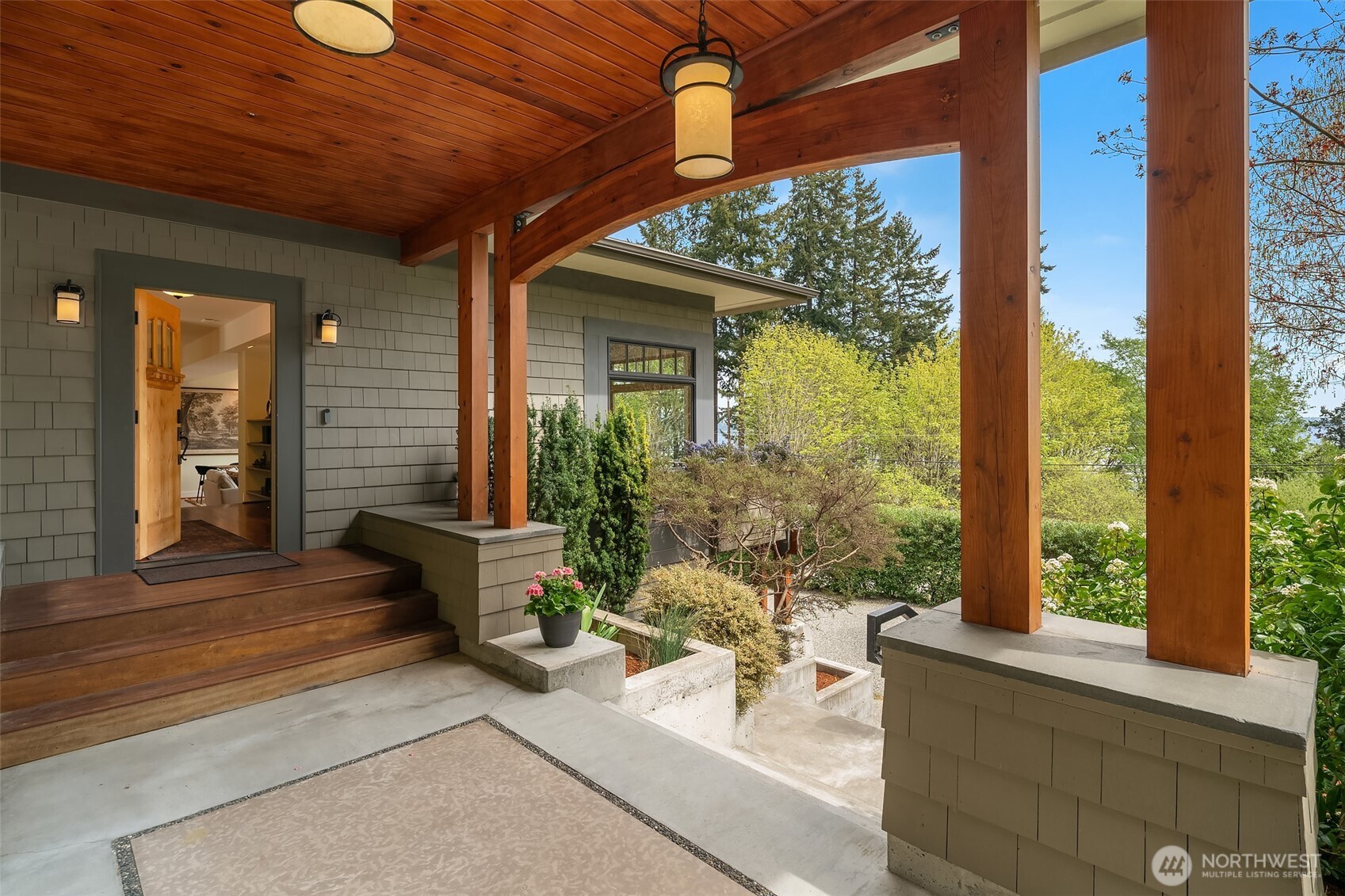 8302 SW Dilworth , Vashon, WA 98070
