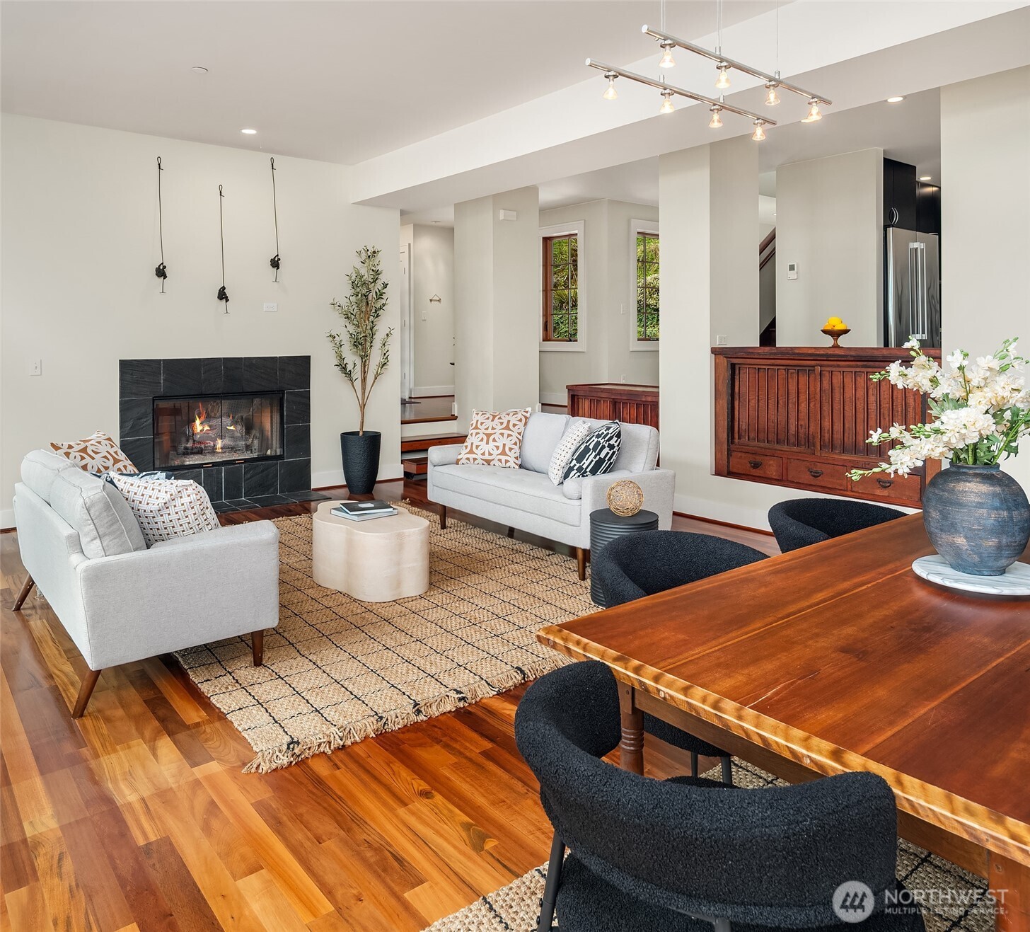 8302 SW Dilworth , Vashon, WA 98070