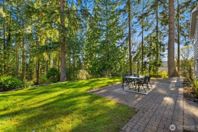 18330 47th Place NE, Lake Forest Park, WA 98155 - Photo 28