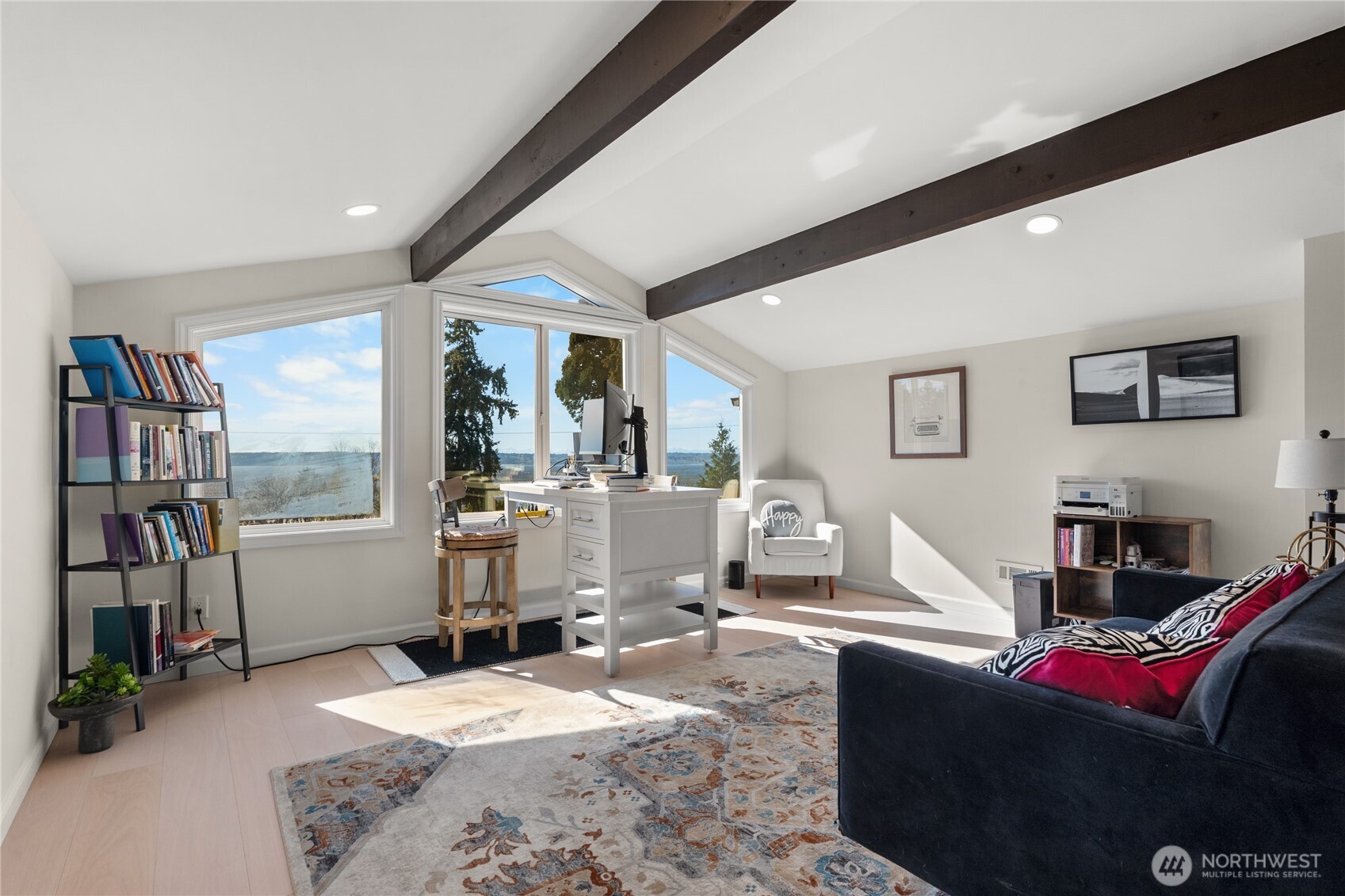 18174 Brittany Drive SW, Normandy Park, WA 98166