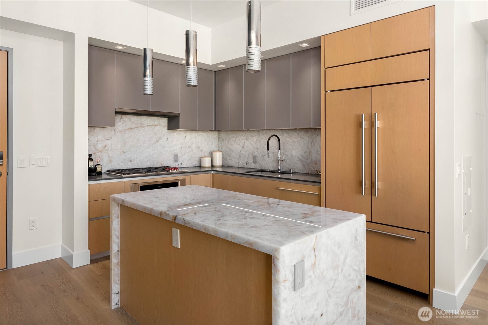 2510 6th Avenue #3902, Seattle, WA 98121