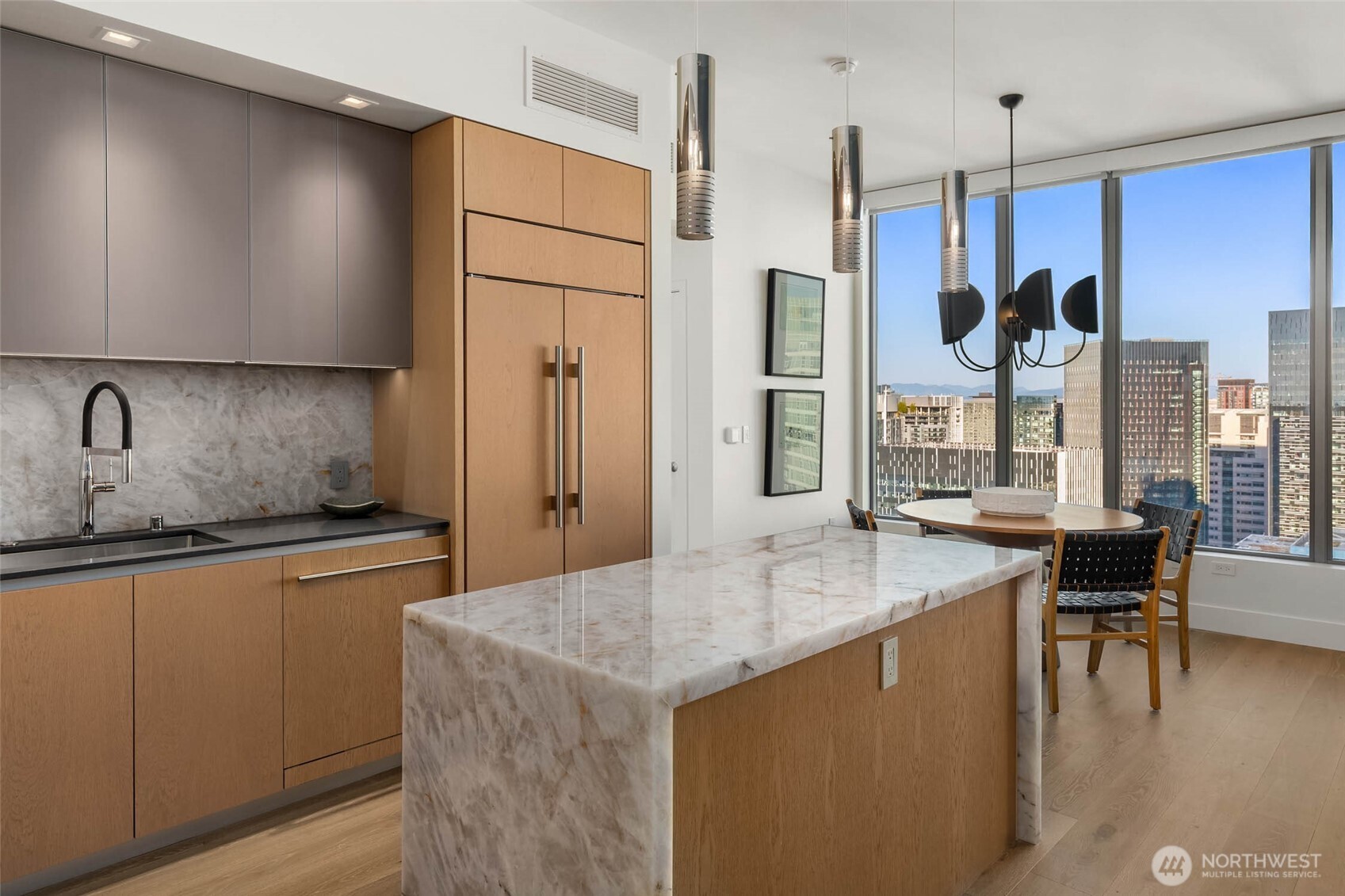 2510 6th Avenue #3902, Seattle, WA 98121