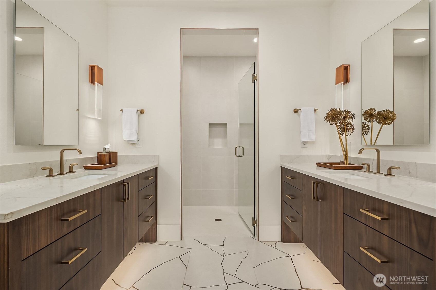 2131 104th Place SE, Bellevue, WA 98004