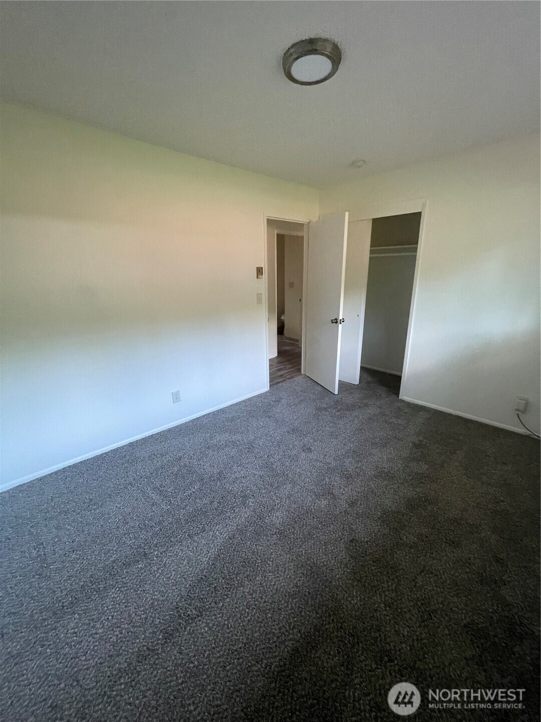 1 pacific Place #2, Longview, WA 98632