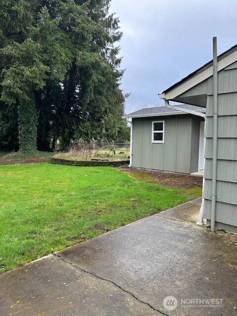 1 pacific Place #2, Longview, WA 98632