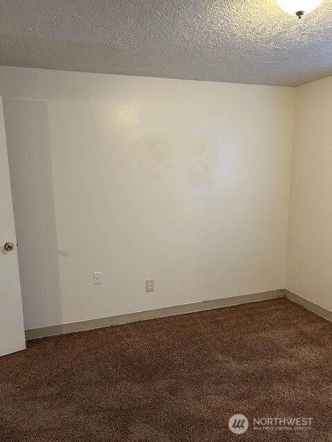 1 pacific Place #2, Longview, WA 98632
