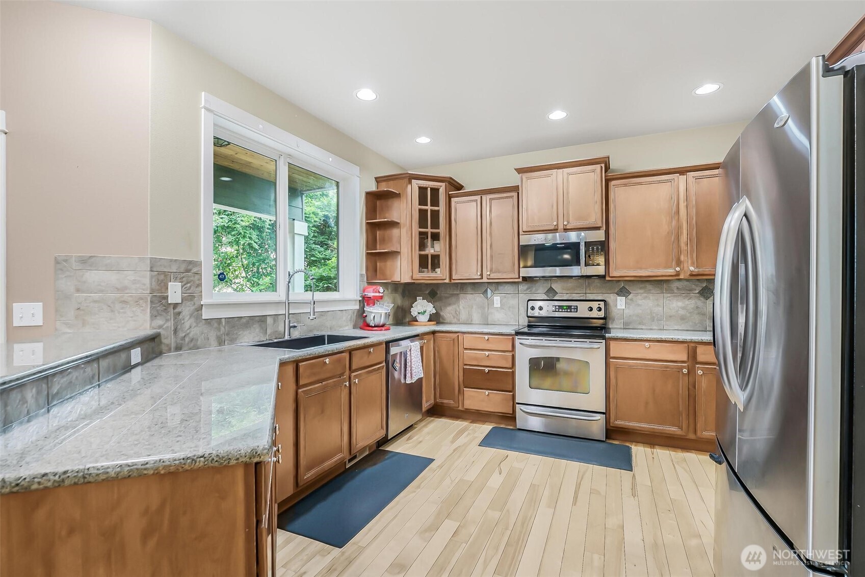 17401 140th Ave East , Puyallup, WA 98374