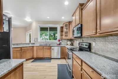 17401 140th Ave East , Puyallup, WA 98374 - Photo 12