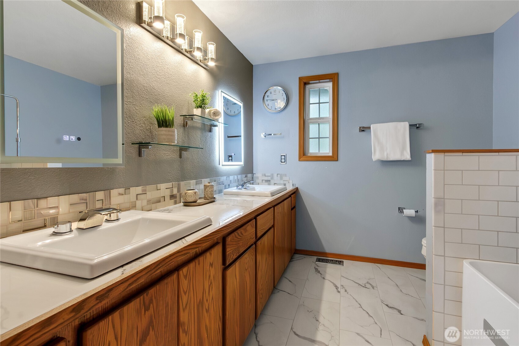 800 19th Avenue SE, Puyallup, WA 98372