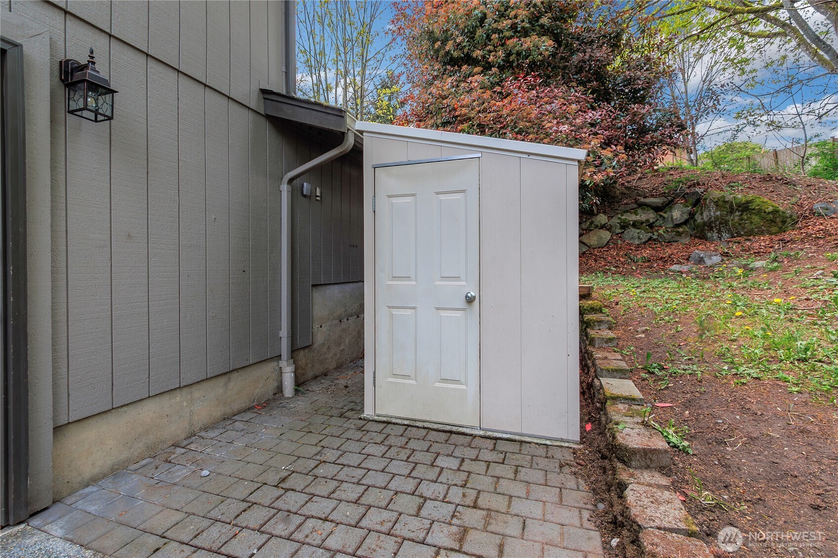 800 19th Avenue SE, Puyallup, WA 98372