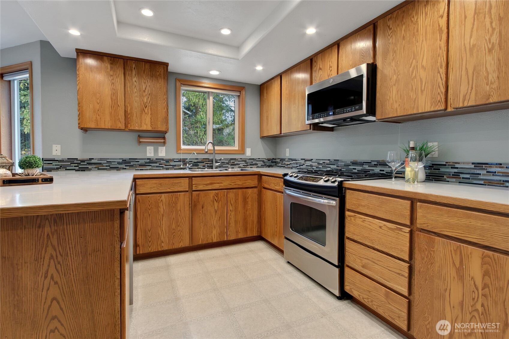 800 19th Avenue SE, Puyallup, WA 98372