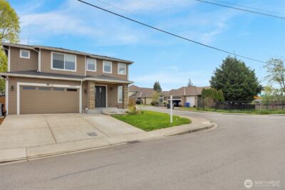 20214 104th Place SE, Kent, WA 98031 - Photo 2