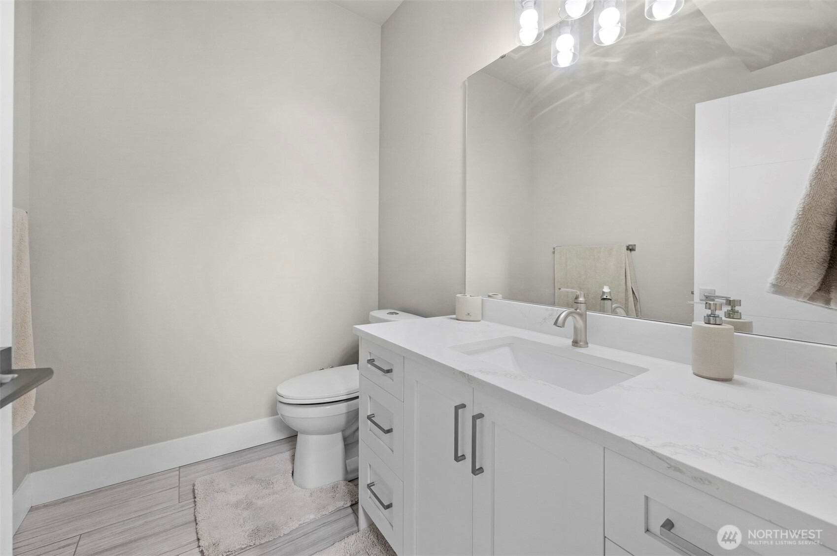 20214 104th Place SE, Kent, WA 98031