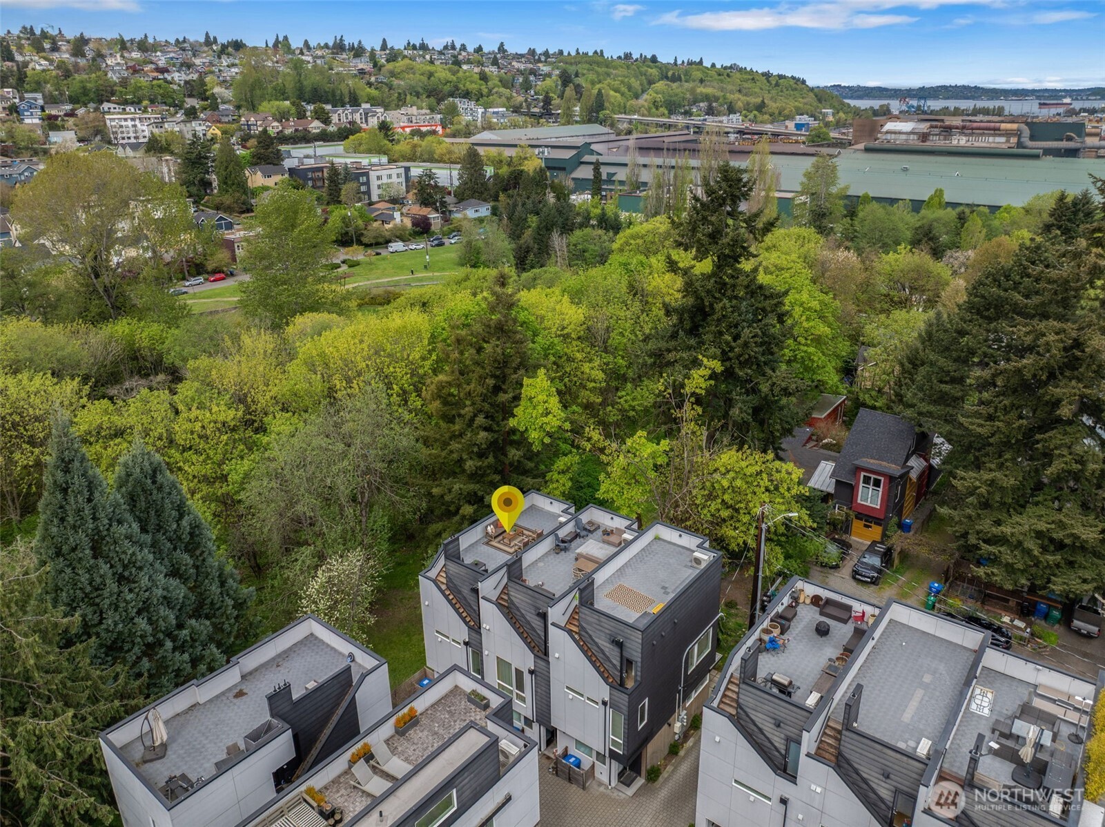 2619 SW Adams Street , Seattle, WA 98126