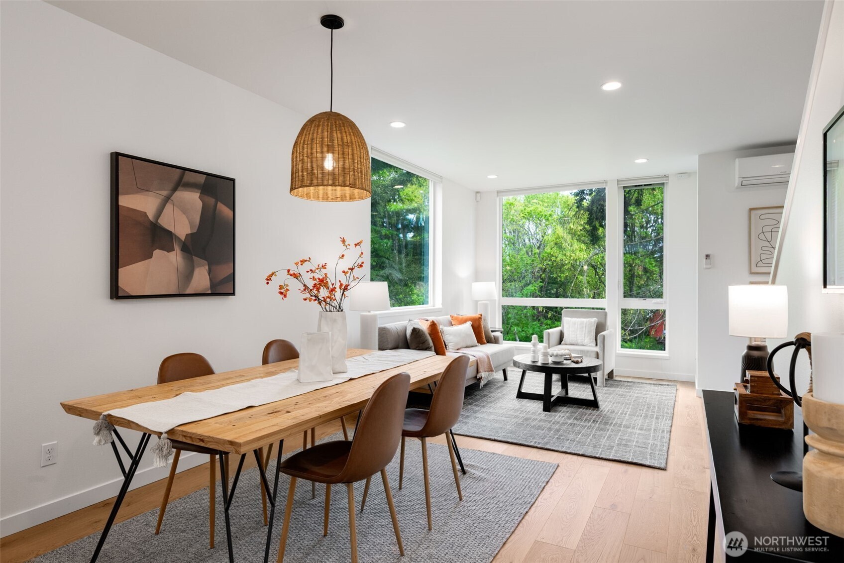 2619 SW Adams Street , Seattle, WA 98126