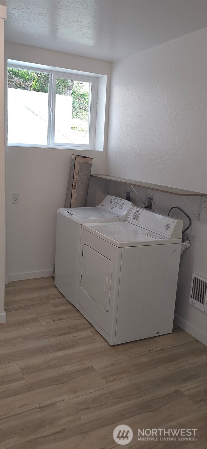 251 Spring View Place #B, Sequim, WA 98382