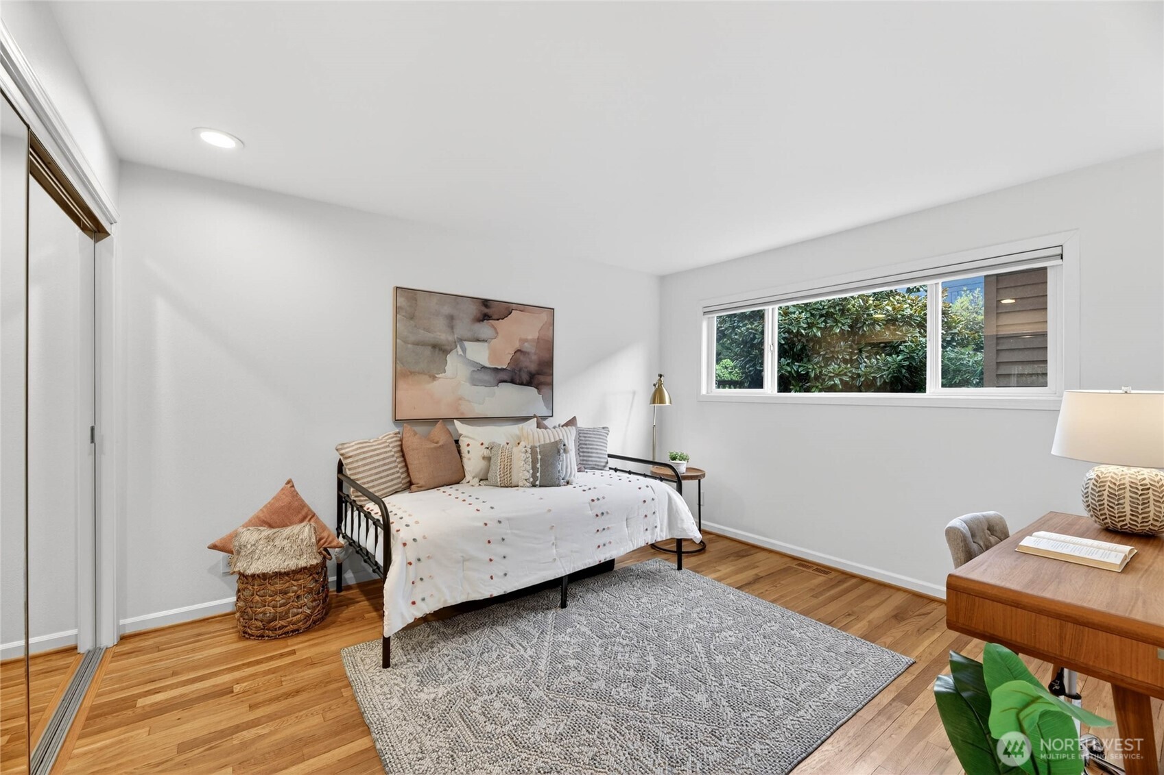 4057 SW Holgate Street , Seattle, WA 98116