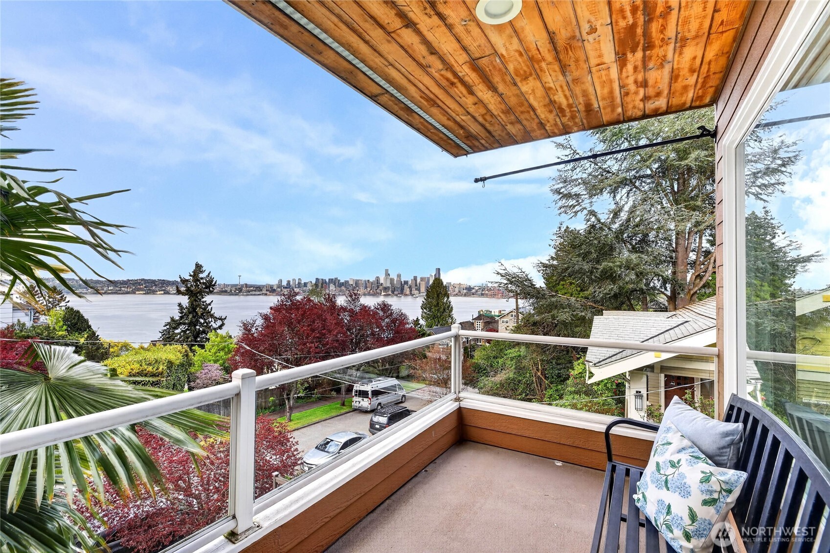 4057 SW Holgate Street , Seattle, WA 98116