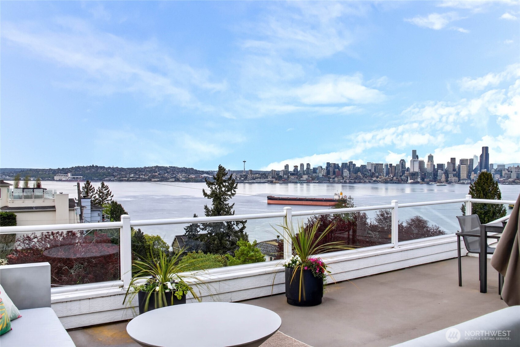 4057 SW Holgate Street , Seattle, WA 98116