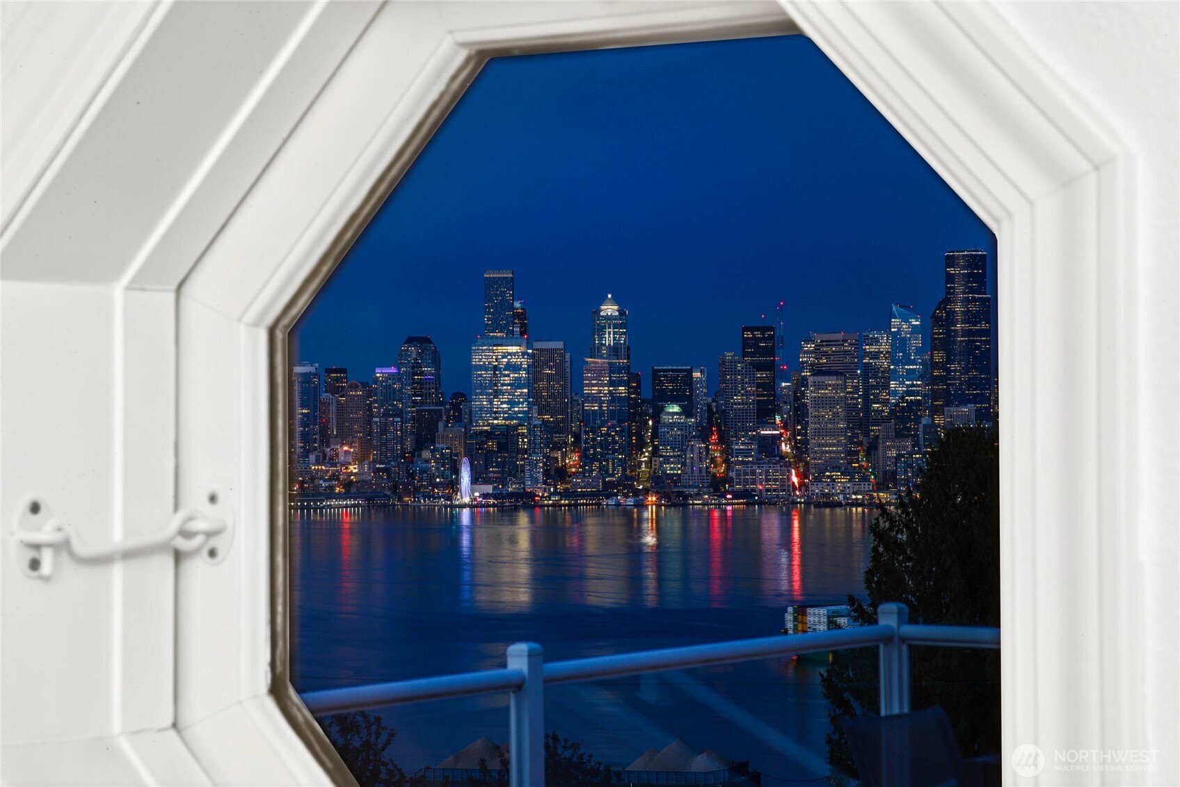 4057 SW Holgate Street , Seattle, WA 98116