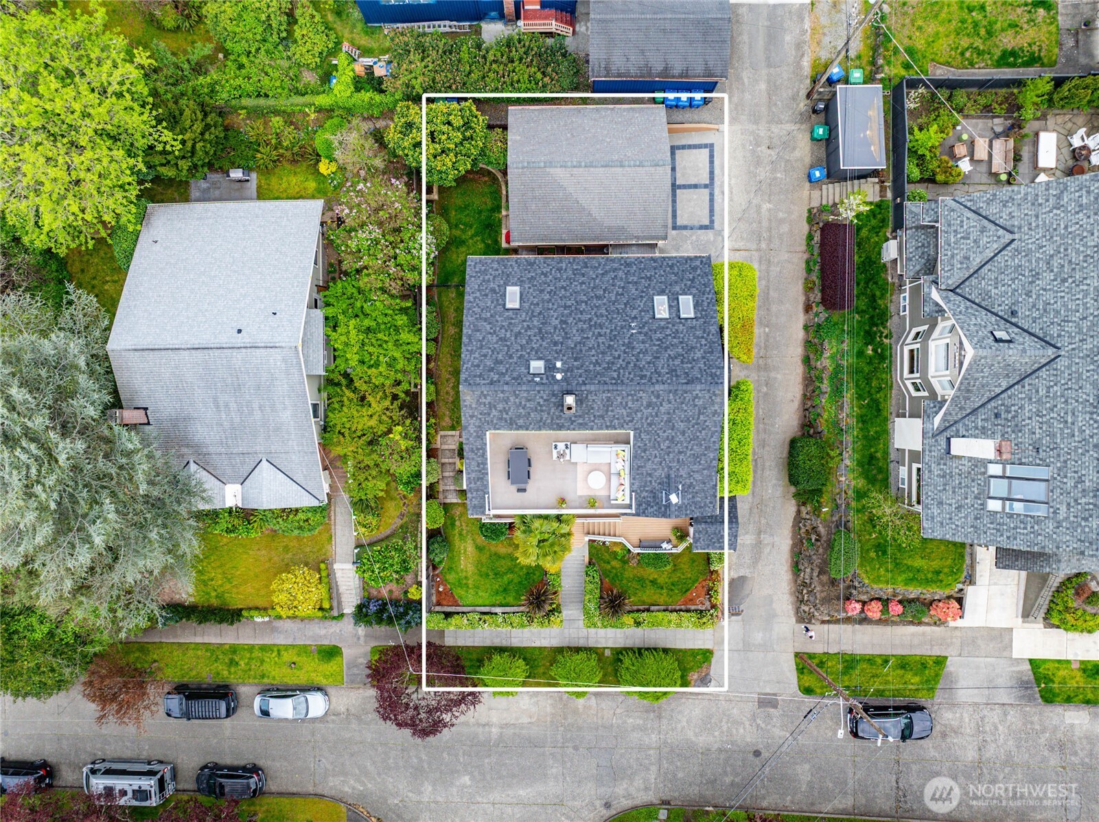 4057 SW Holgate Street , Seattle, WA 98116