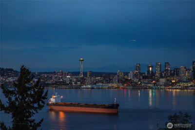 4057 SW Holgate Street , Seattle, WA 98116 - Photo 5