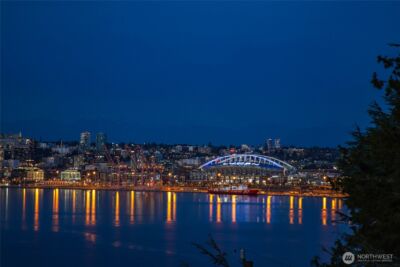4057 SW Holgate Street , Seattle, WA 98116 - Photo 6