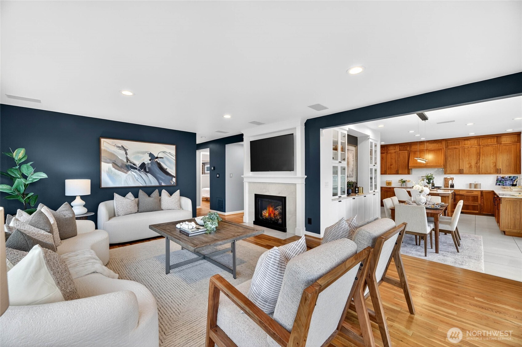 4057 SW Holgate Street , Seattle, WA 98116