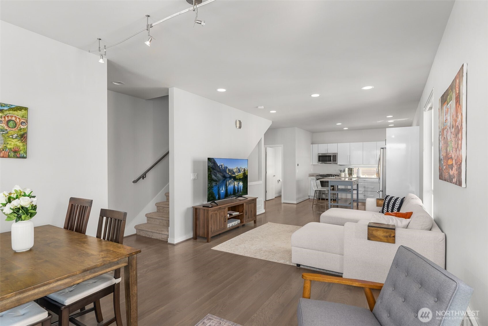 6103 14TH Avenue NW, Seattle, WA 98107