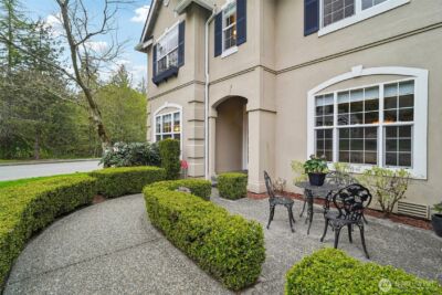 10406 172nd Avenue SE, Renton, WA 98059 - Photo 2