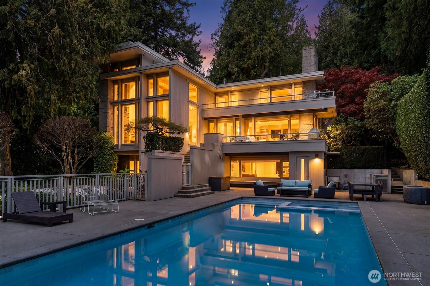 3445 Hunts Point Road , Hunts Point, WA 98004