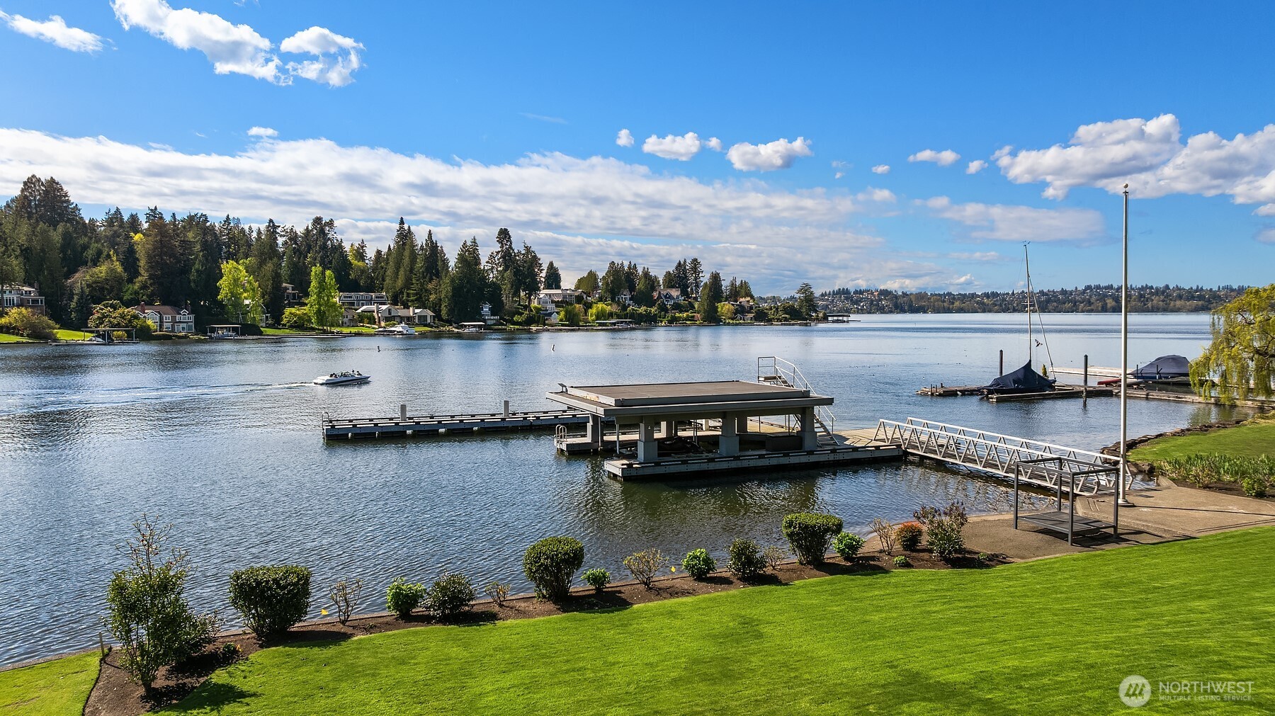 3445 Hunts Point Road , Hunts Point, WA 98004