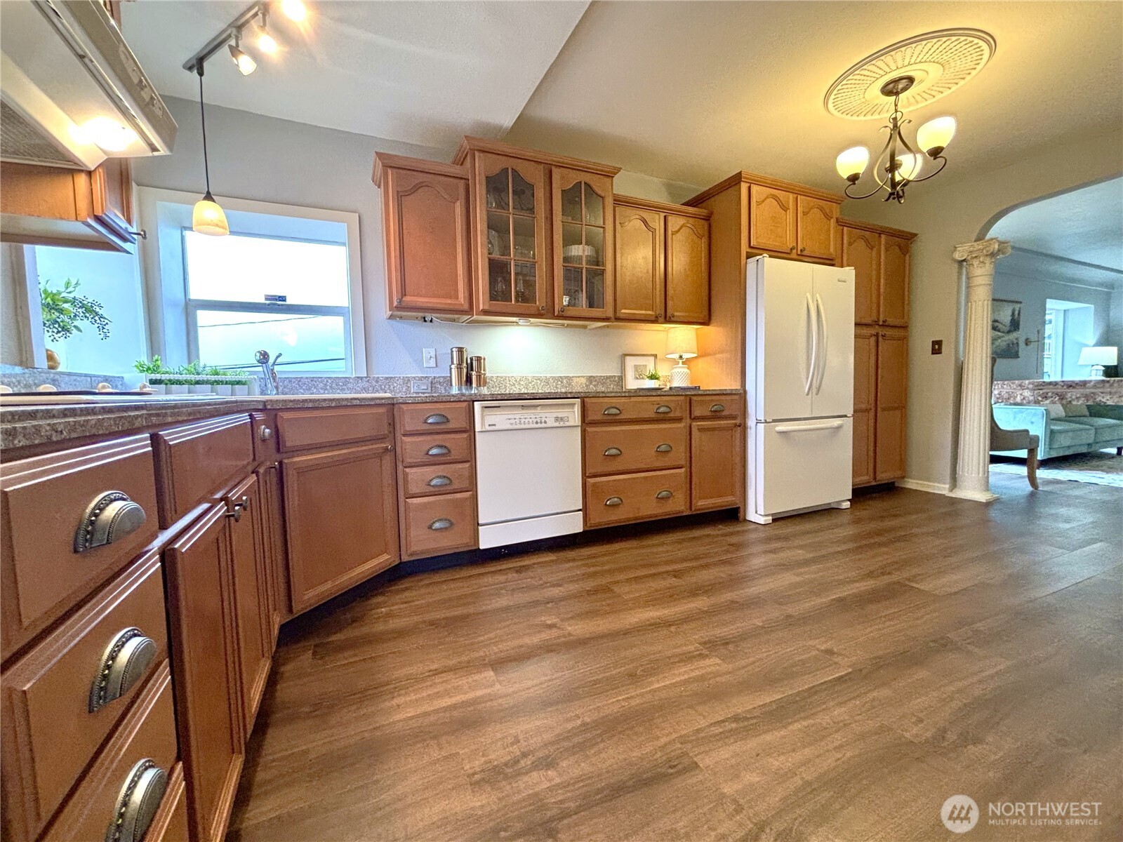 1109 E 31 Street , Tacoma, WA 98404