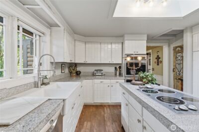 6017 64th Street W, University Place, WA 98467 - Photo 10