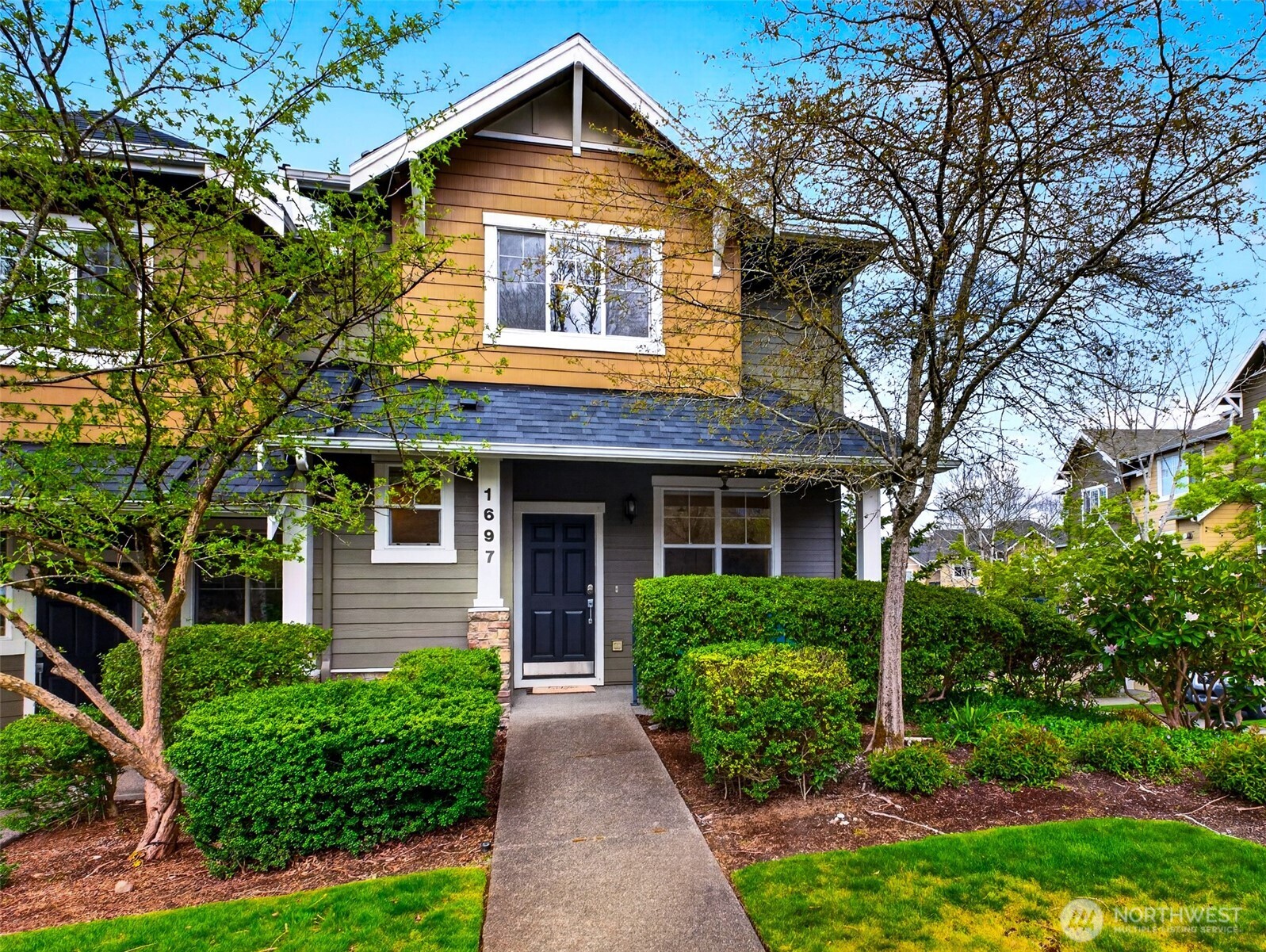 1697 NE Juneberry Street , Issaquah, WA 98029