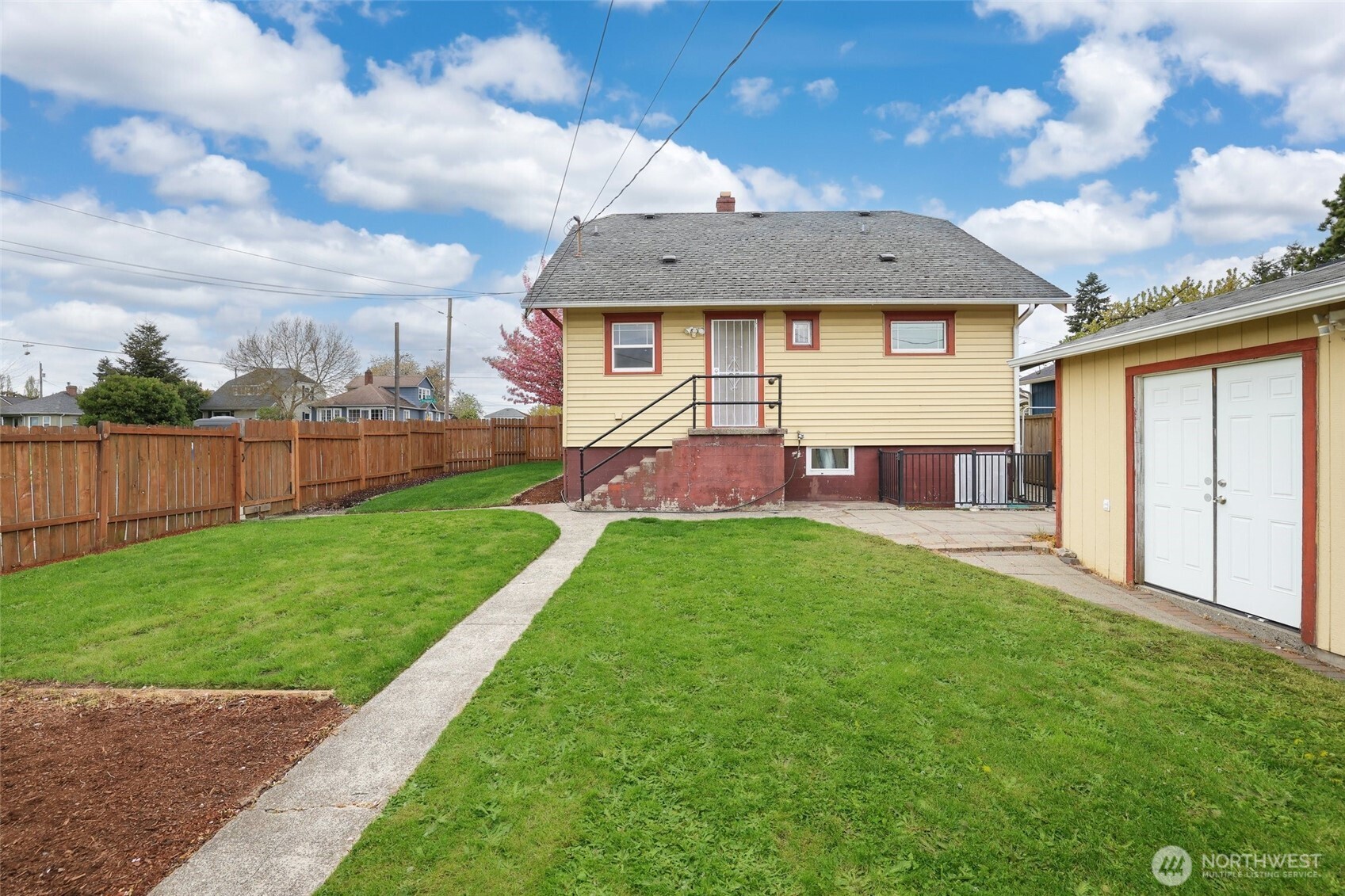 1545 S Prospect Street , Tacoma, WA 98405